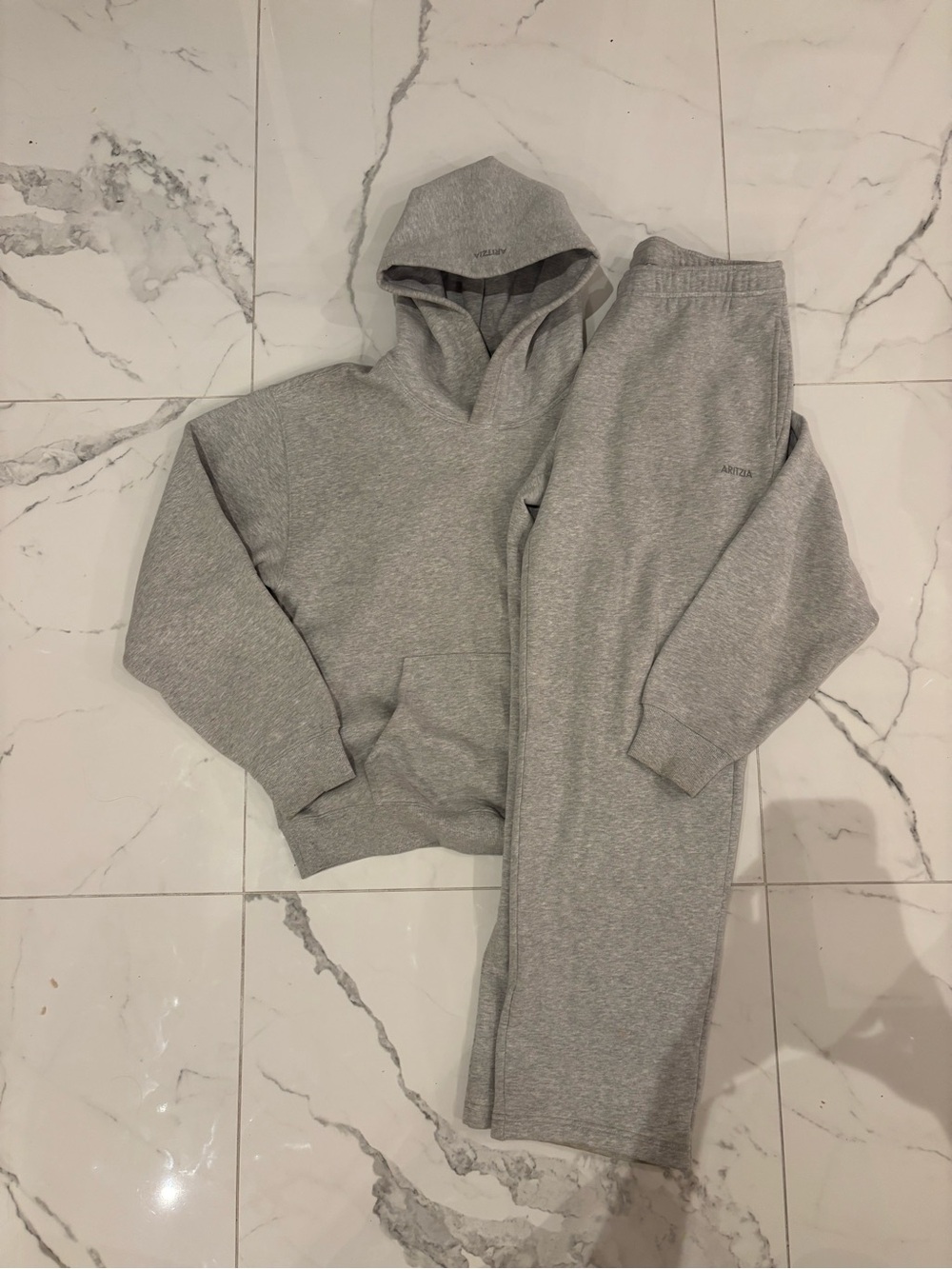 Aritzia Heather Chrome Sweat-Set